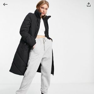Puffy long coat / great for winter!